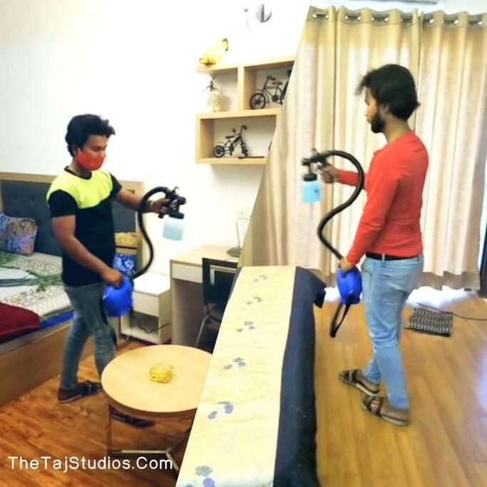 Top Luxury & Couple Friendly Stay Gp By Taj Suites & Studios #New Year Party & Stay 노이다 외부 사진